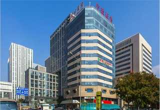 安装工装夹具加装